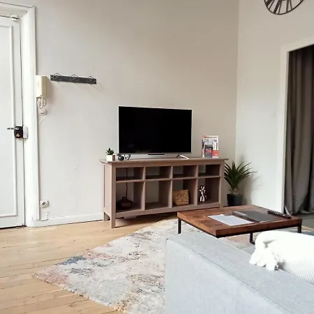 Gare Centre Parking Apartament *