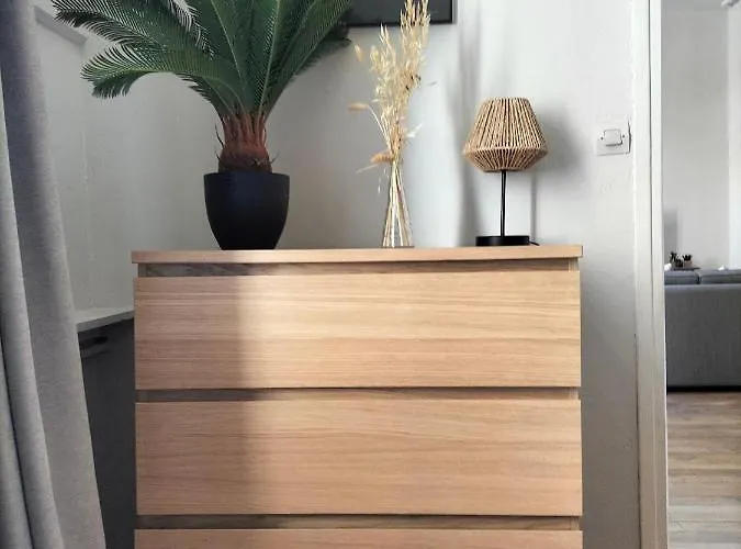 Gare Centre Parking Apartamento *