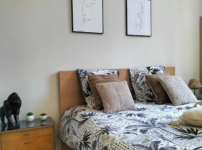 Gare Centre Parking Apartamento *